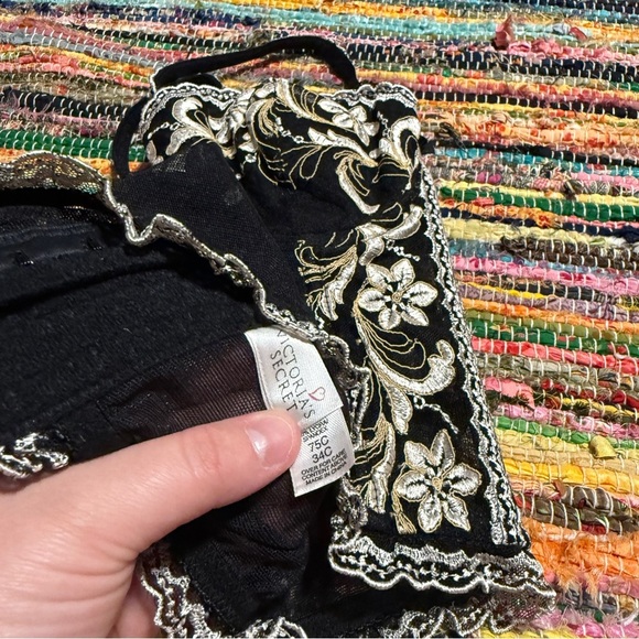 Vintage 1999 Victoria’s Secret Black Lace Bustier – 34C - Picture 4 of 6
